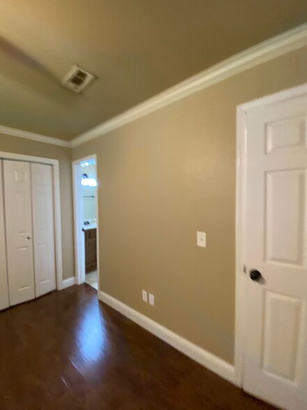Building Photo - 1660 N Dawn Dr