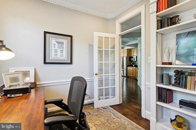 Building Photo - 20366 Fallsway Terrace