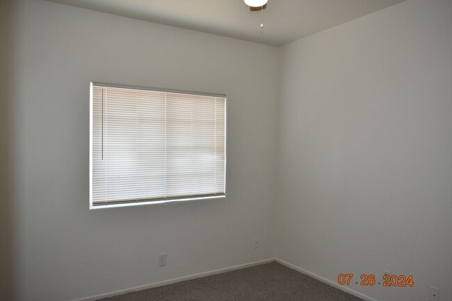 Building Photo - Charming Single-Family Home in Prime Location!