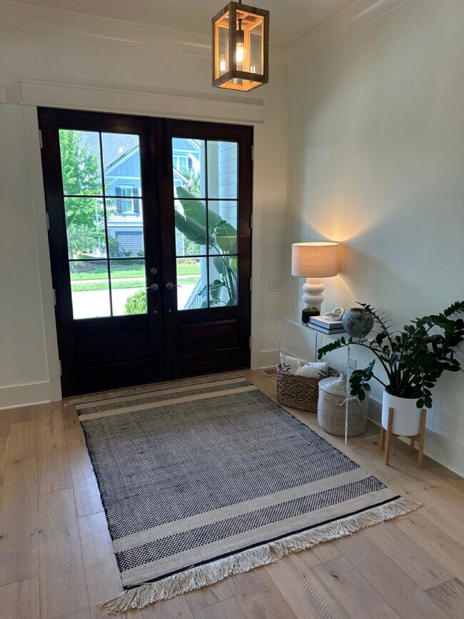 Building Photo - 174 Brailsford St