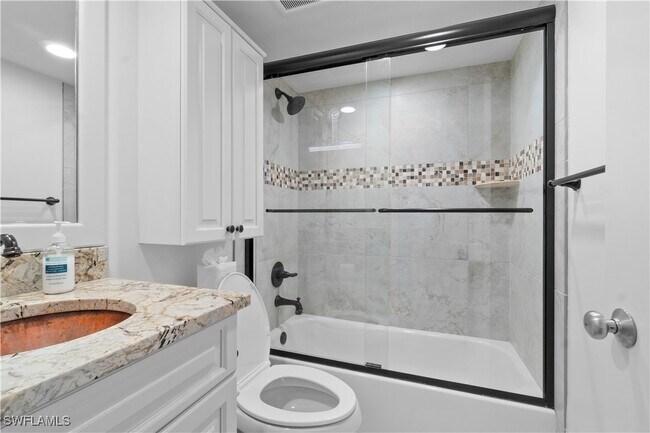 Building Photo - 271 Southbay Dr