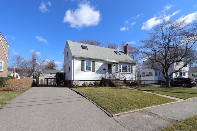 Building Photo - 45 Redwood Dr