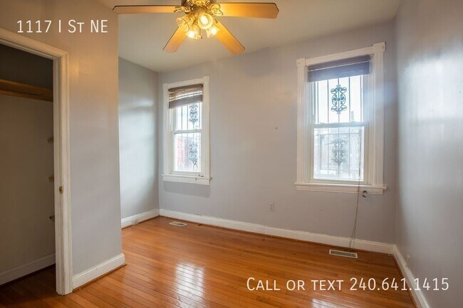 Building Photo - 1117 I St NE