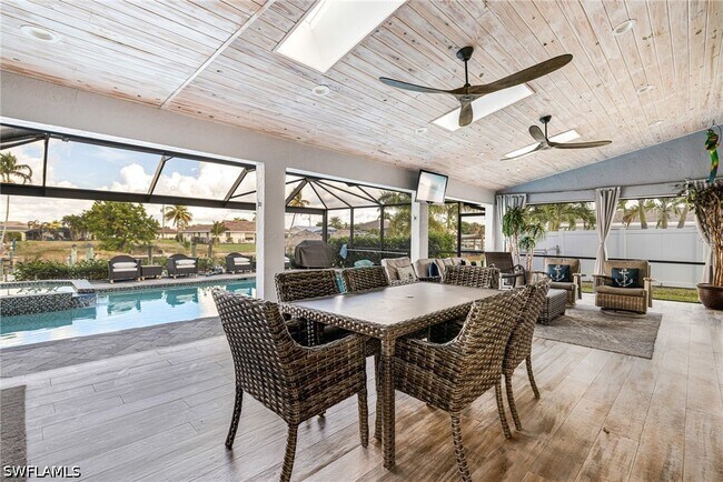 Building Photo - 1911 SE 32nd Terrace