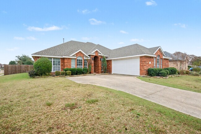 Building Photo - 5474 Golfside Dr