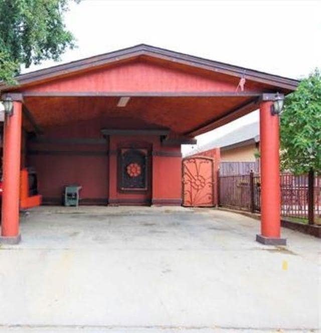 Building Photo - 712 Zebra Dr