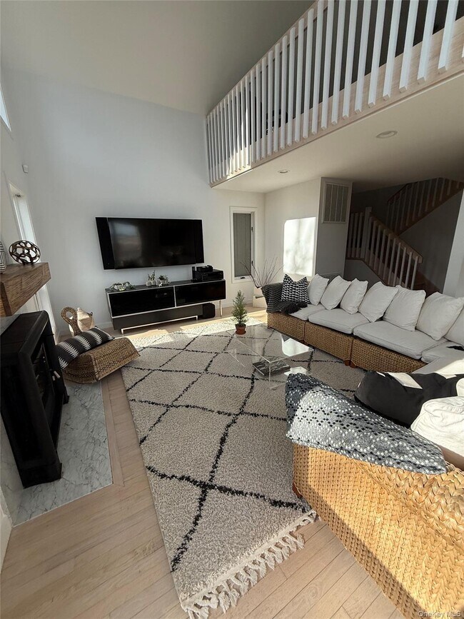 Building Photo - 845 Budds Pond Rd