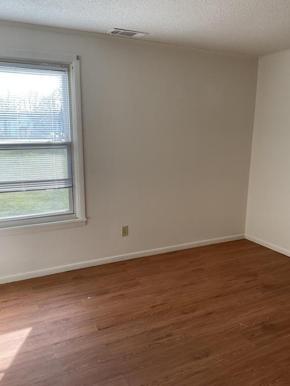 Building Photo - 340 Briar Manor