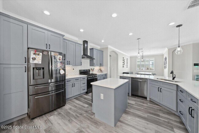 Building Photo - 1155 Shiloh Dr