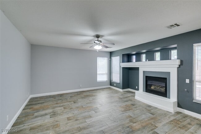 Building Photo - 9157 S Sleeping Tree St