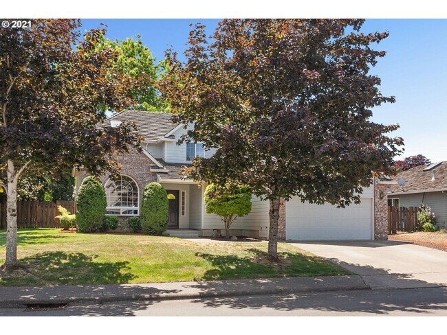 Building Photo - 4 Bedroom Bethany Home on a Large Corner L...