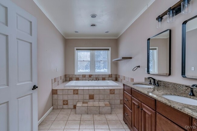 Building Photo - 22522 Duffy Rd