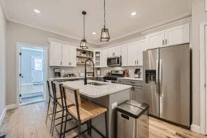 Building Photo - 4332 Falls Rd