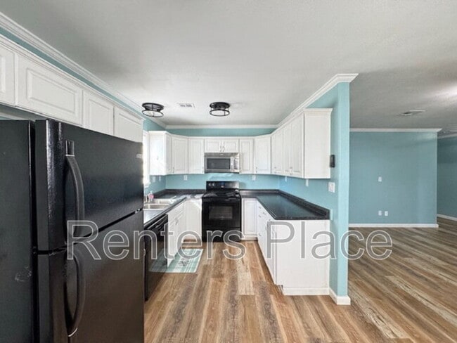Building Photo - 16929 A S Memorial Dr