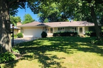 Building Photo - 6817 N Lamon Ave