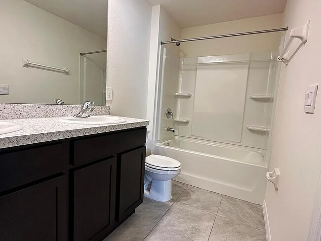 Building Photo - 5795 Cape Primrose Dr