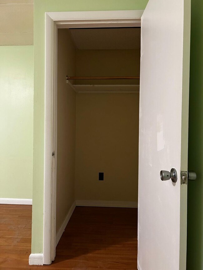 Building Photo - 59 Price St