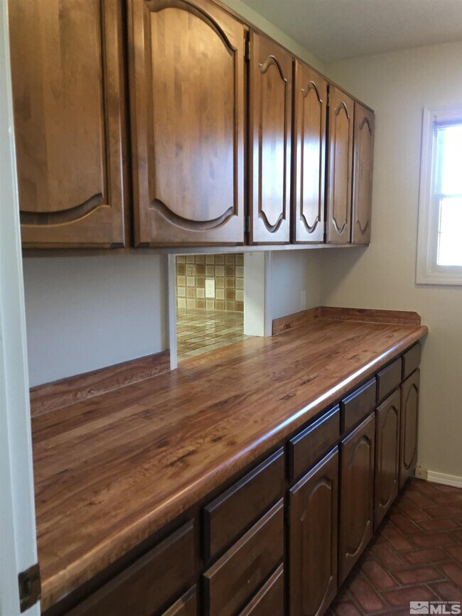 Building Photo - 2205 Thomas Jefferson Dr