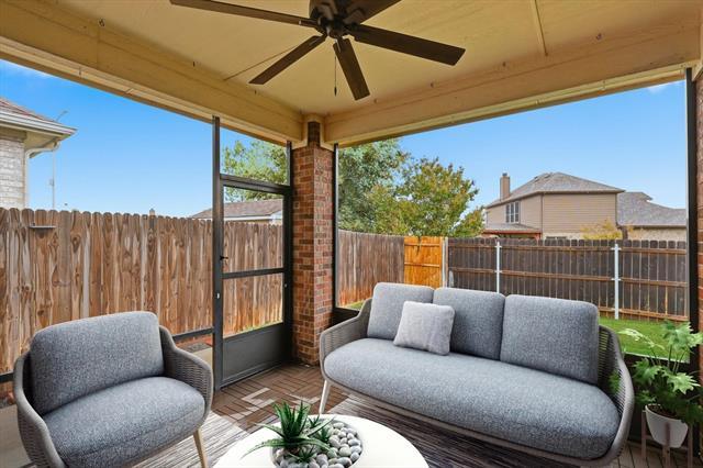 Building Photo - 10260 Los Barros Trail