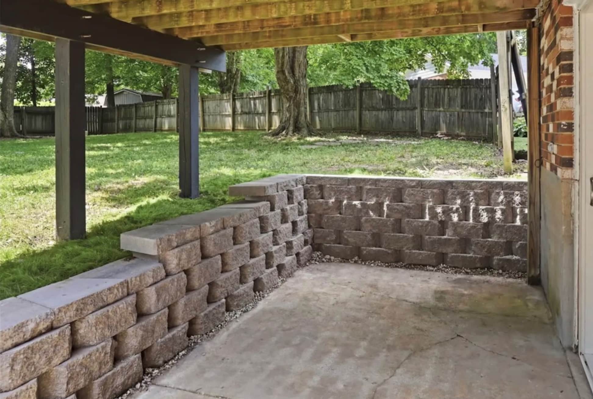 Building Photo - 3473 Sunnyside Dr