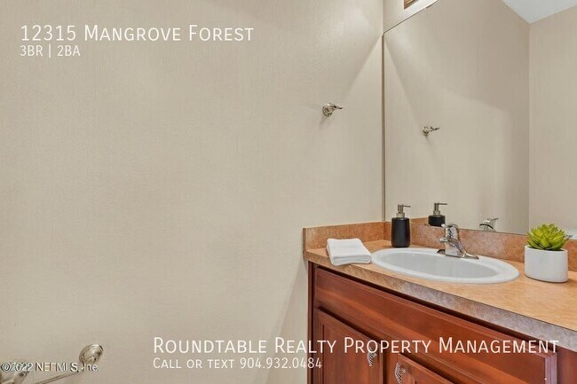 Building Photo - 12315 Mangrove Forest Ct