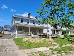 Building Photo - 1743 Radcliffe Rd