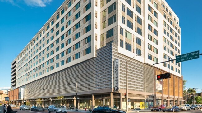 Building Photo - 1133 South Blvd