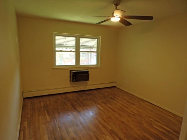 Building Photo - 3244 Mickle Ave