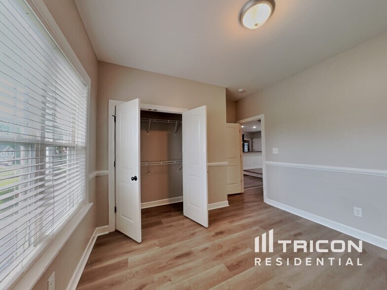 Building Photo - 54 Rocky Creek Ln