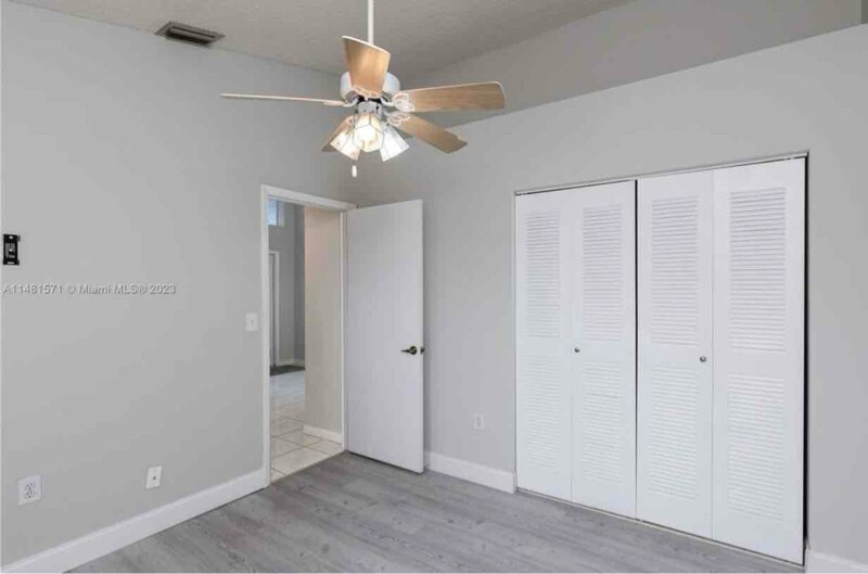 Building Photo - 248 SW 159th Ln