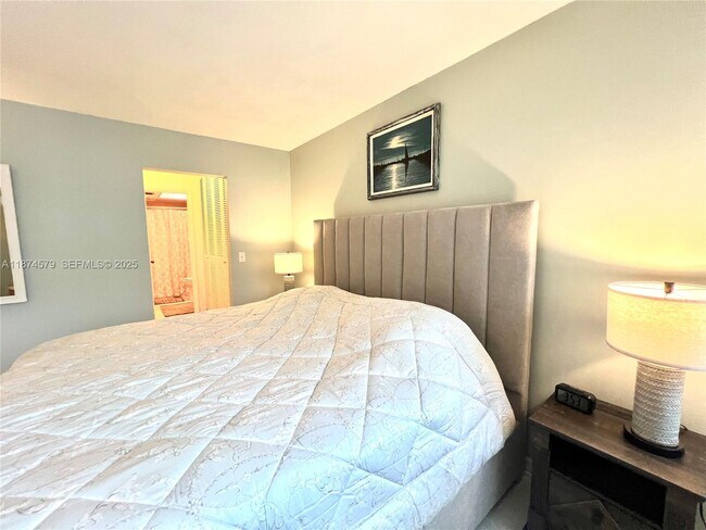 Building Photo - 125 S Ocean Ave