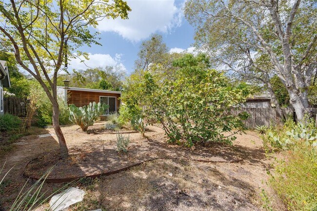 Building Photo - 5710 Breezewood Dr