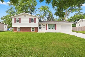 Building Photo - 352 Sioux Ln
