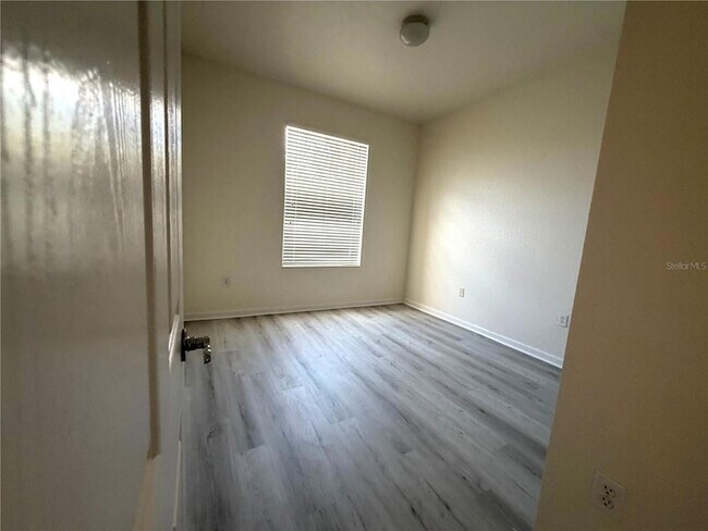 Building Photo - 6335 Contessa Dr