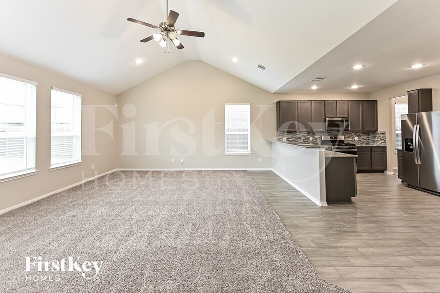 Building Photo - 15319 Kinord Run Dr