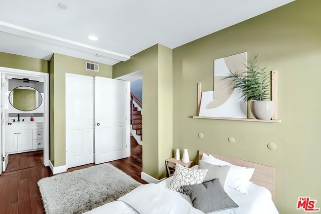 Building Photo - 4255 Raynol St