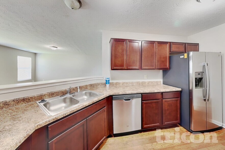 Building Photo - 7916 Amadeus Dr