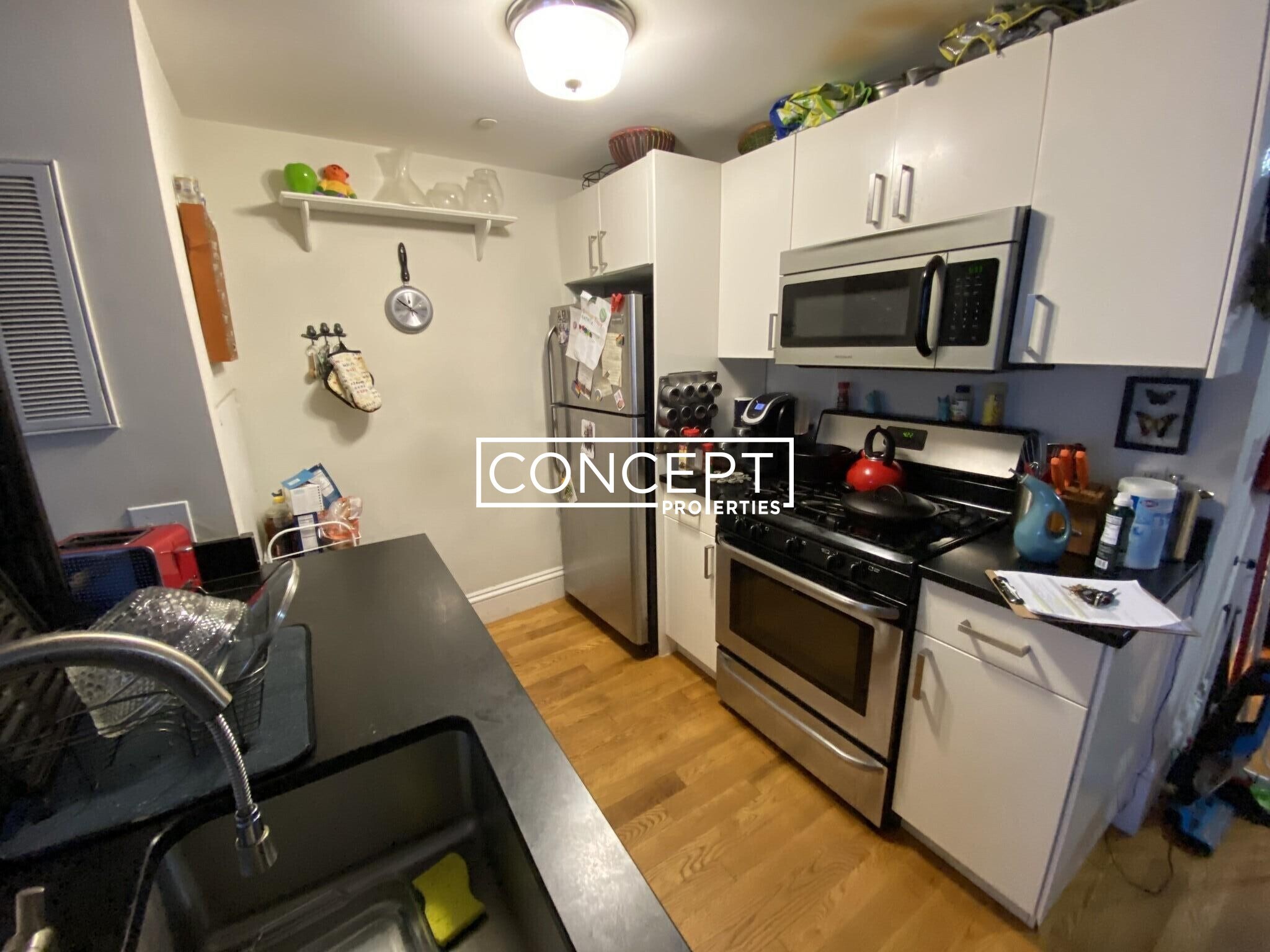 Building Photo - 658 Massachusetts Ave