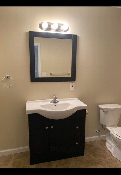 Building Photo - 3951 Clement Way