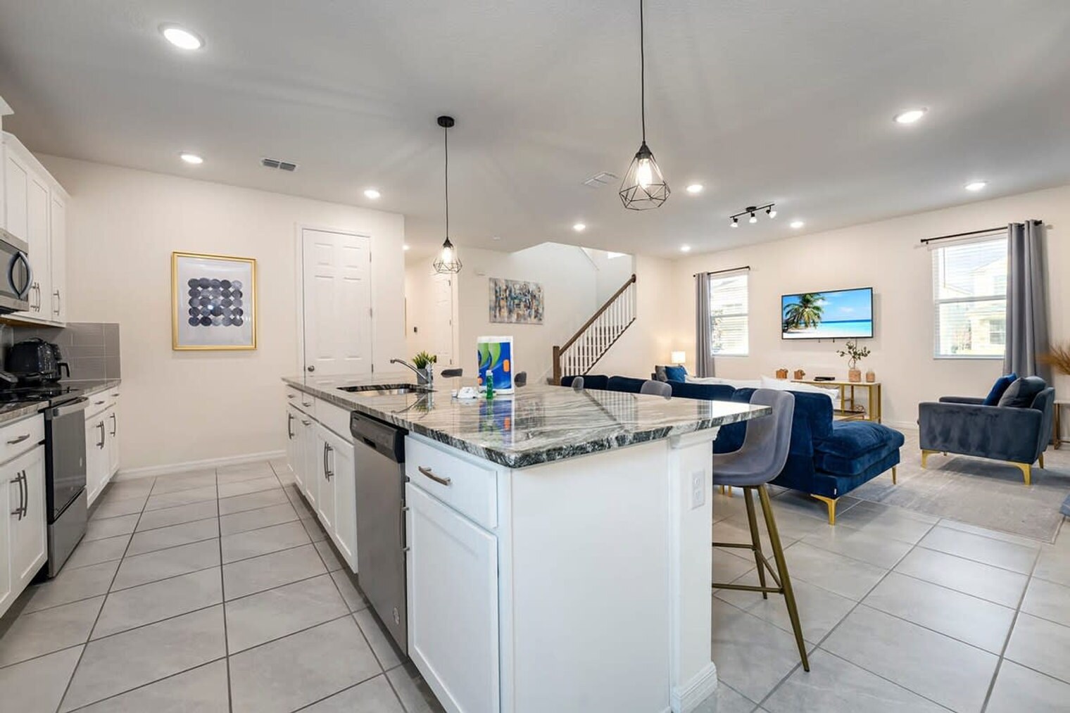 Building Photo - 1566 Mermaid Cv Wy