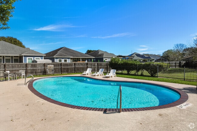 Pool - Gardens Of Victoria