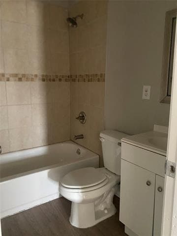 Building Photo - 4927 Eastgate Cir