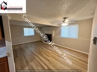 Building Photo - 2820 W Platte Ave