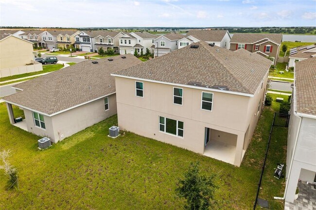 Building Photo - 14452 Crestavista Ave