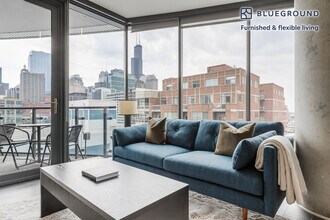 Building Photo - 730 W Couch Pl