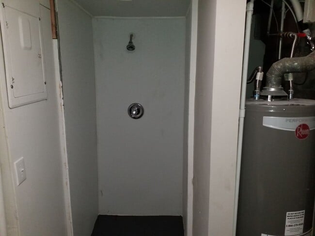 Building Photo - NO SECURITY DEPOSIT! New Lower Price