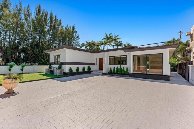 Building Photo - 4144 Alton Rd