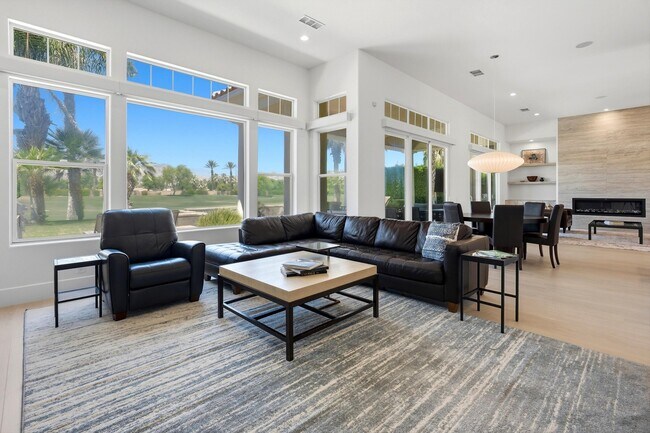 Building Photo - 51493 Marbella Ct