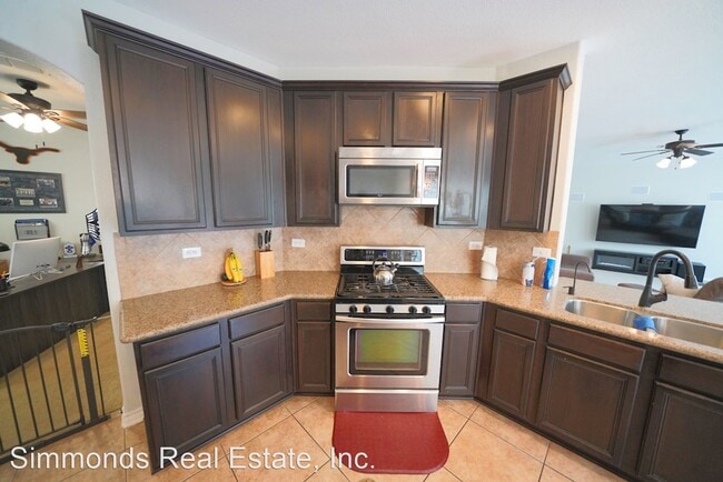 Building Photo - 4 br, 3.5 bath House - 346 Chloe Heights