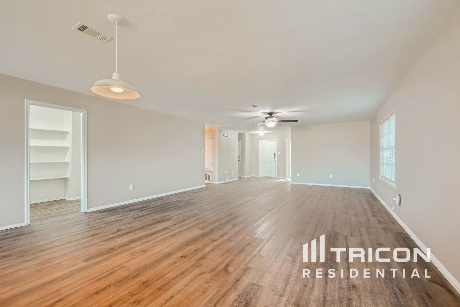 Building Photo - 114 Pinto Dr